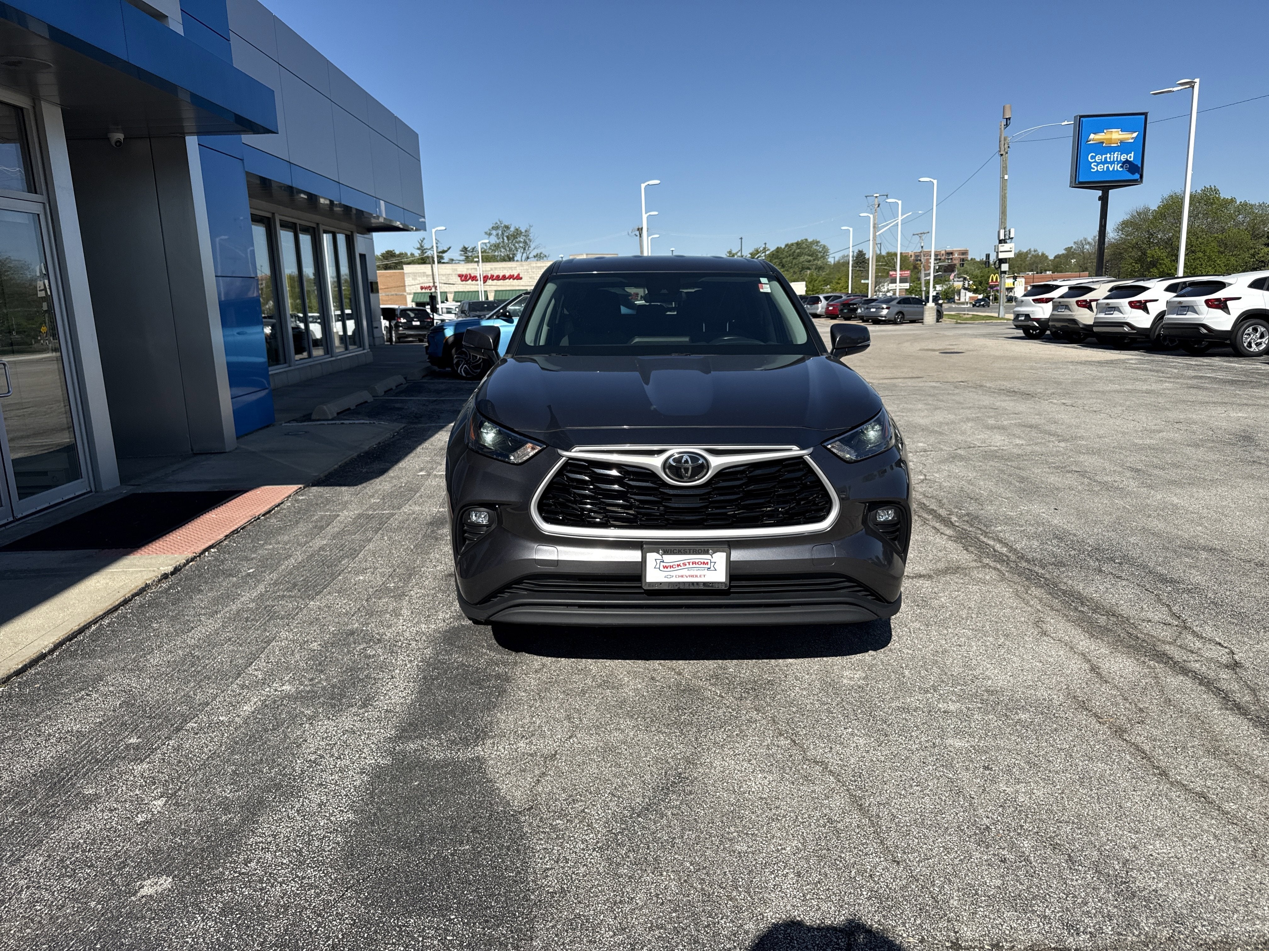 2023 Toyota Highlander L