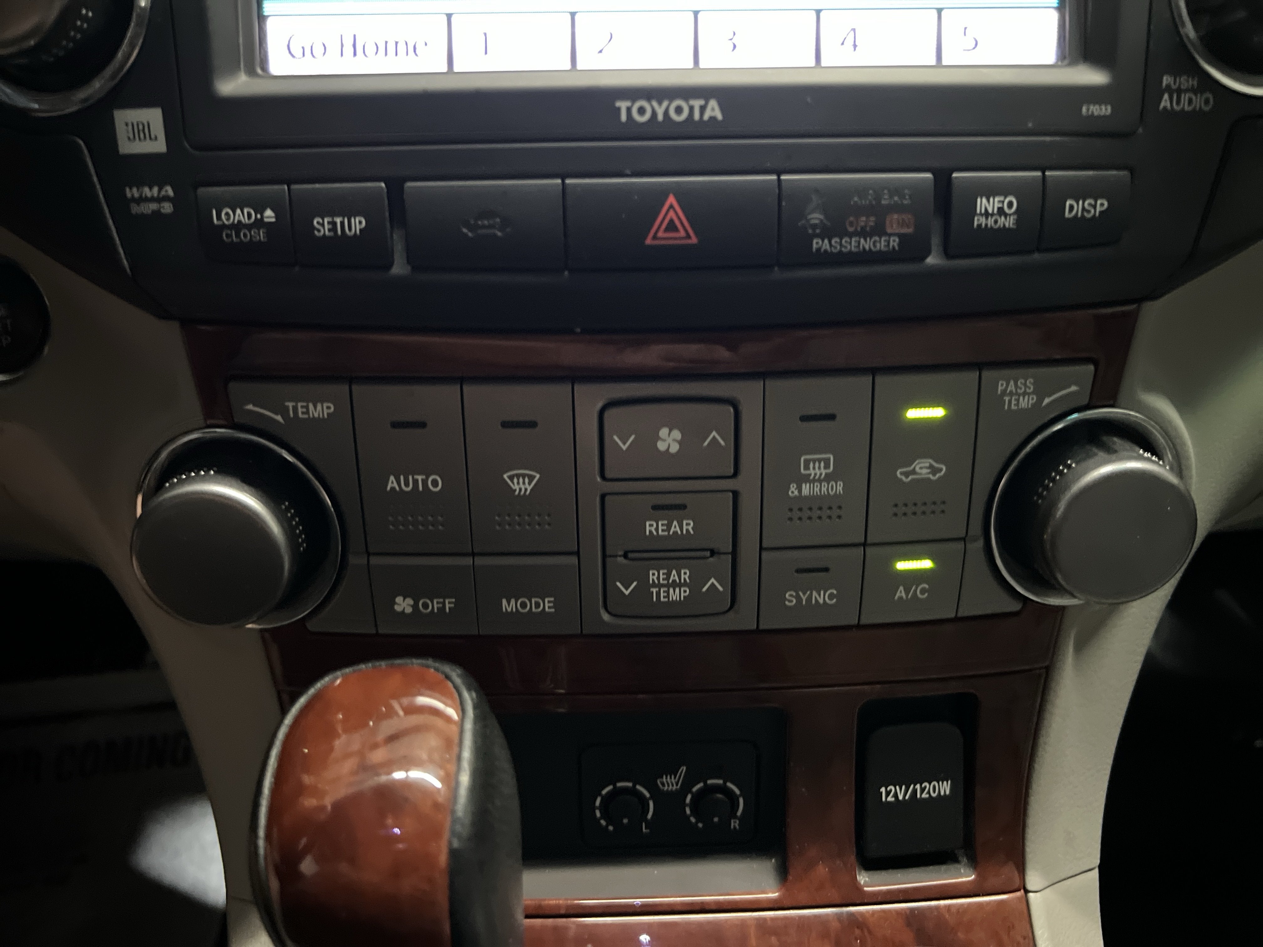 2011 Toyota Highlander Limited - Photo 21