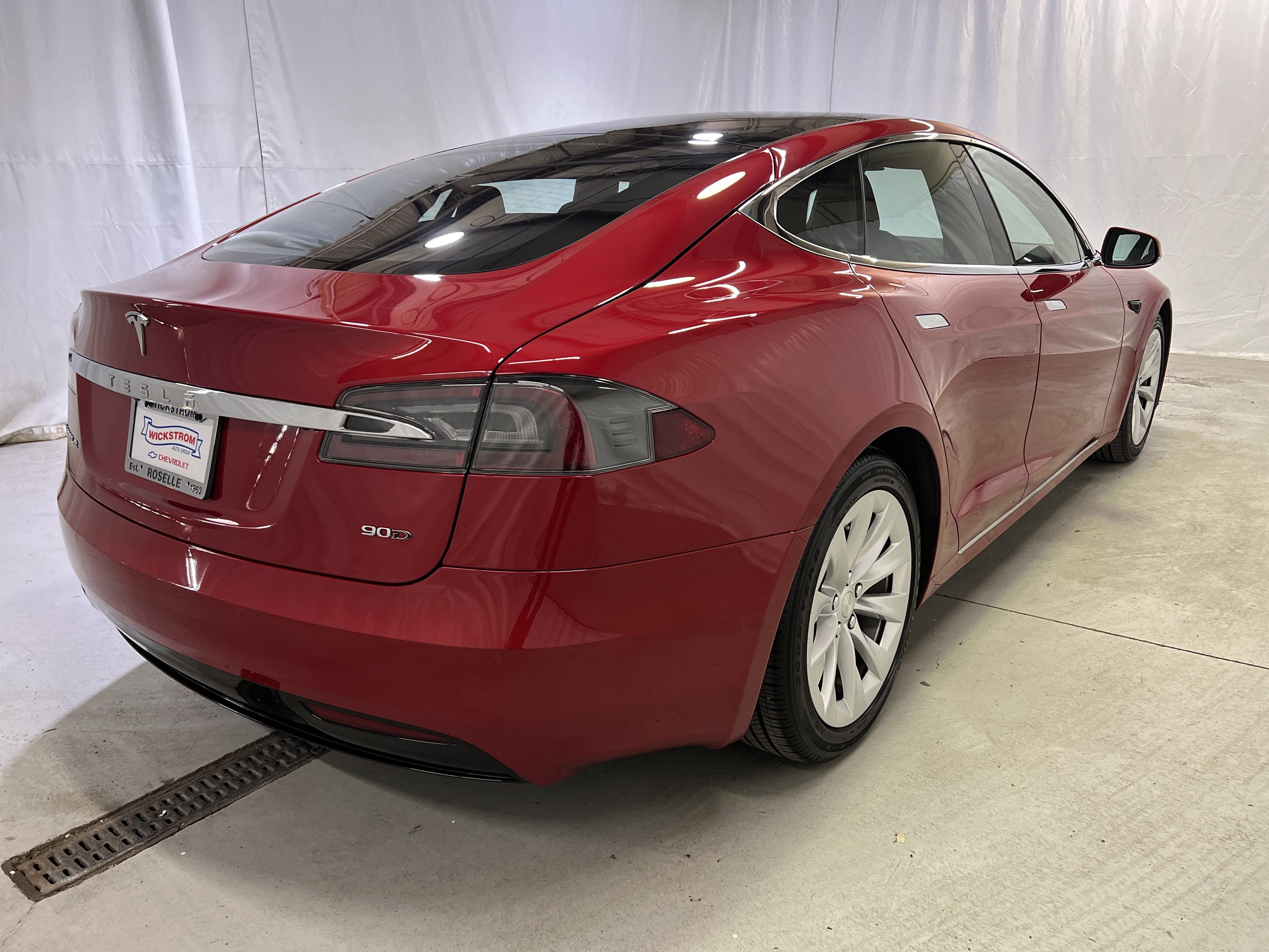 2017 Tesla Model S 90D
