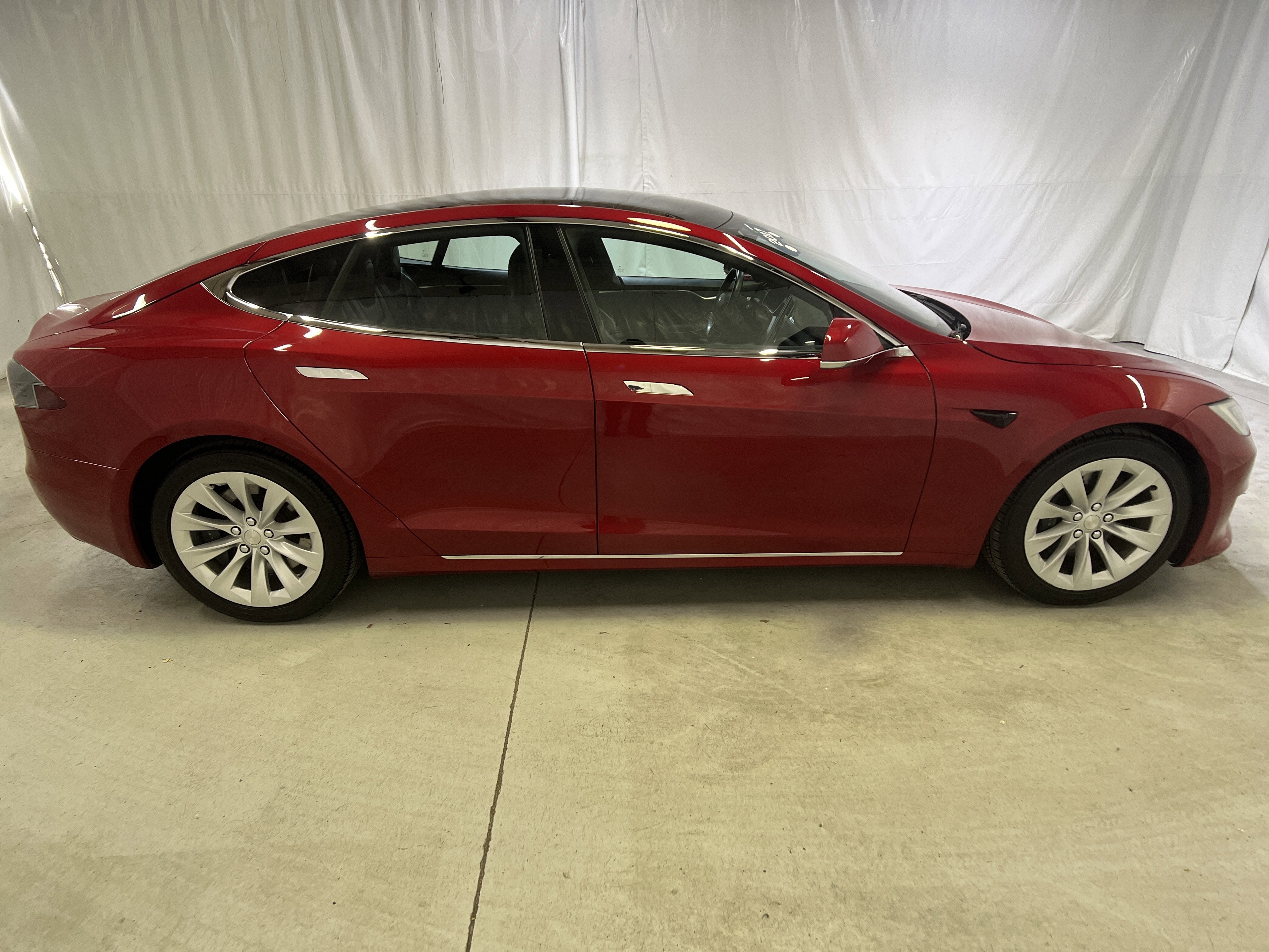 2017 Tesla Model S 90D