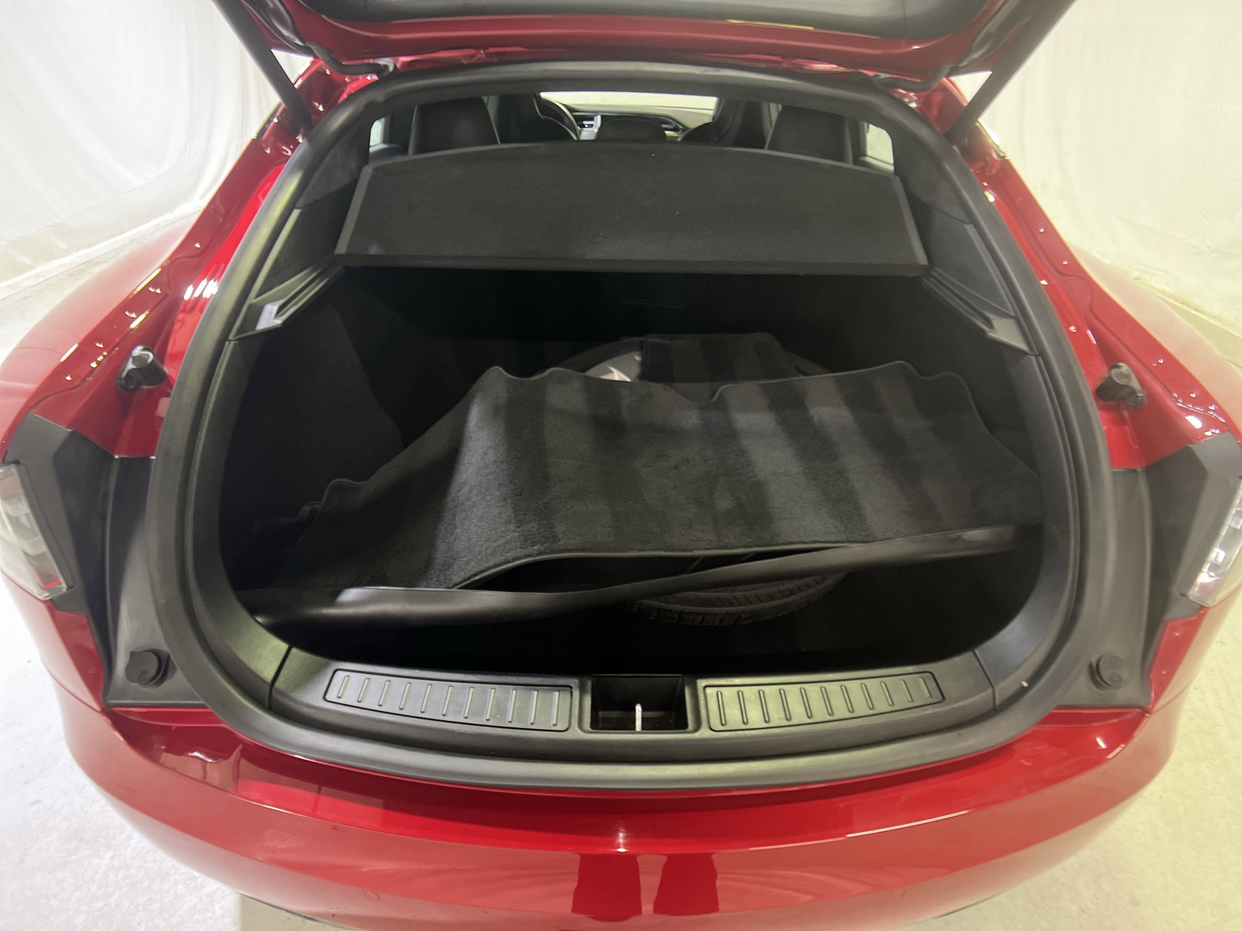 2017 Tesla Model S 90D