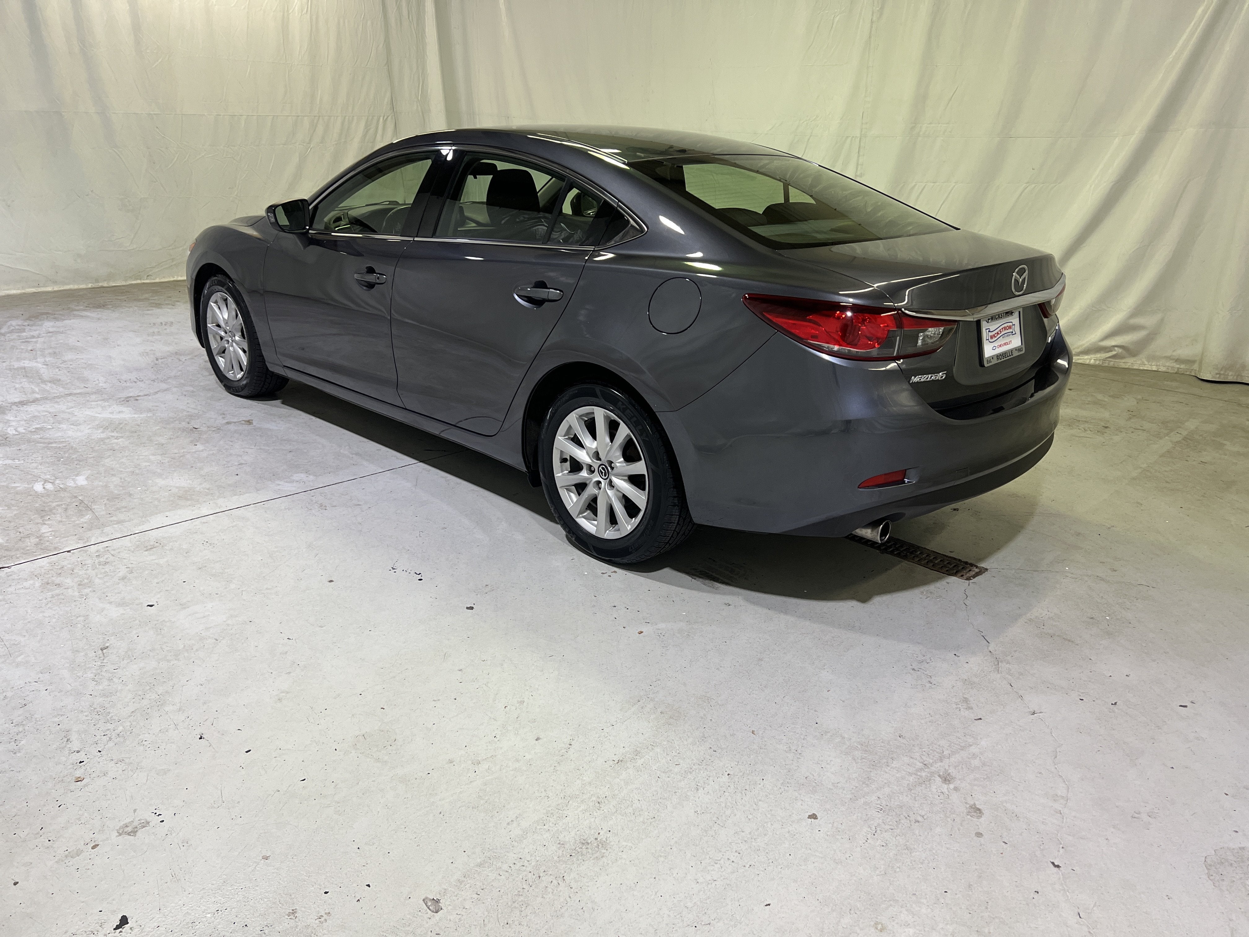 2016 Mazda Mazda6 i Sport