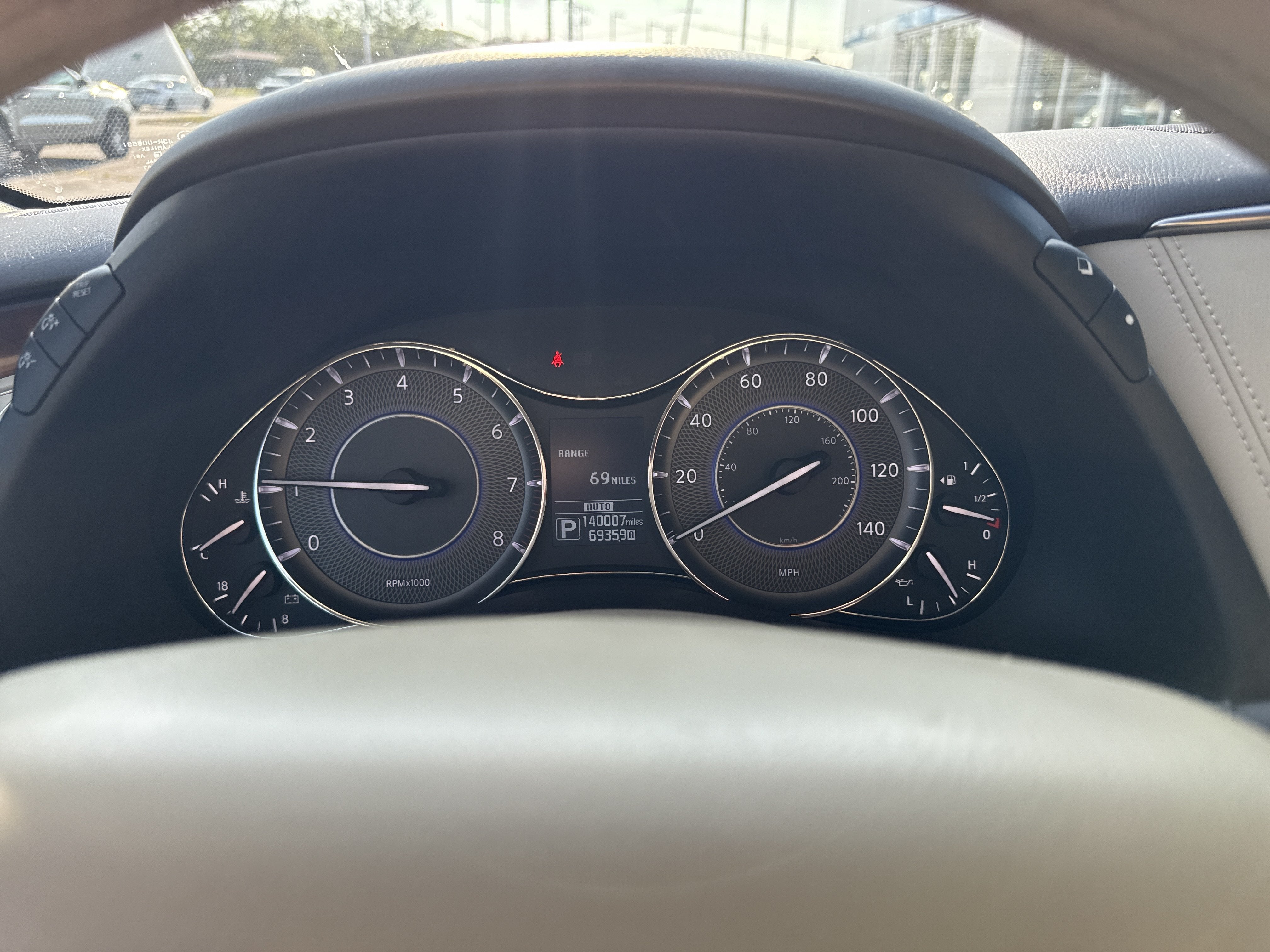 2016 INFINITI QX80 Base