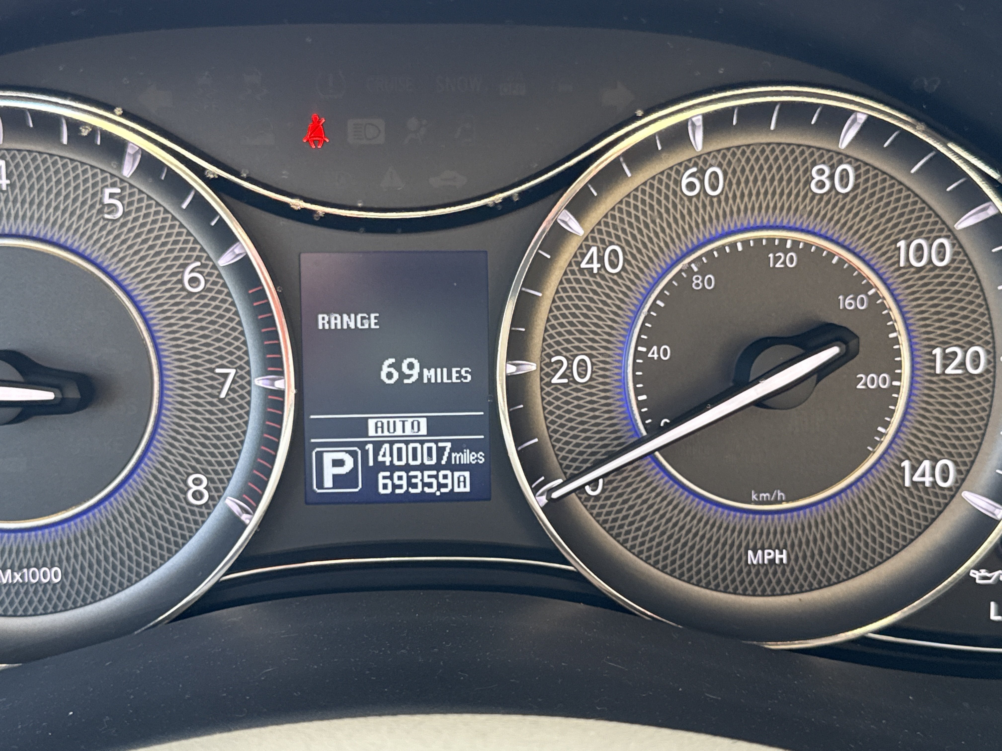 2016 INFINITI QX80 Base
