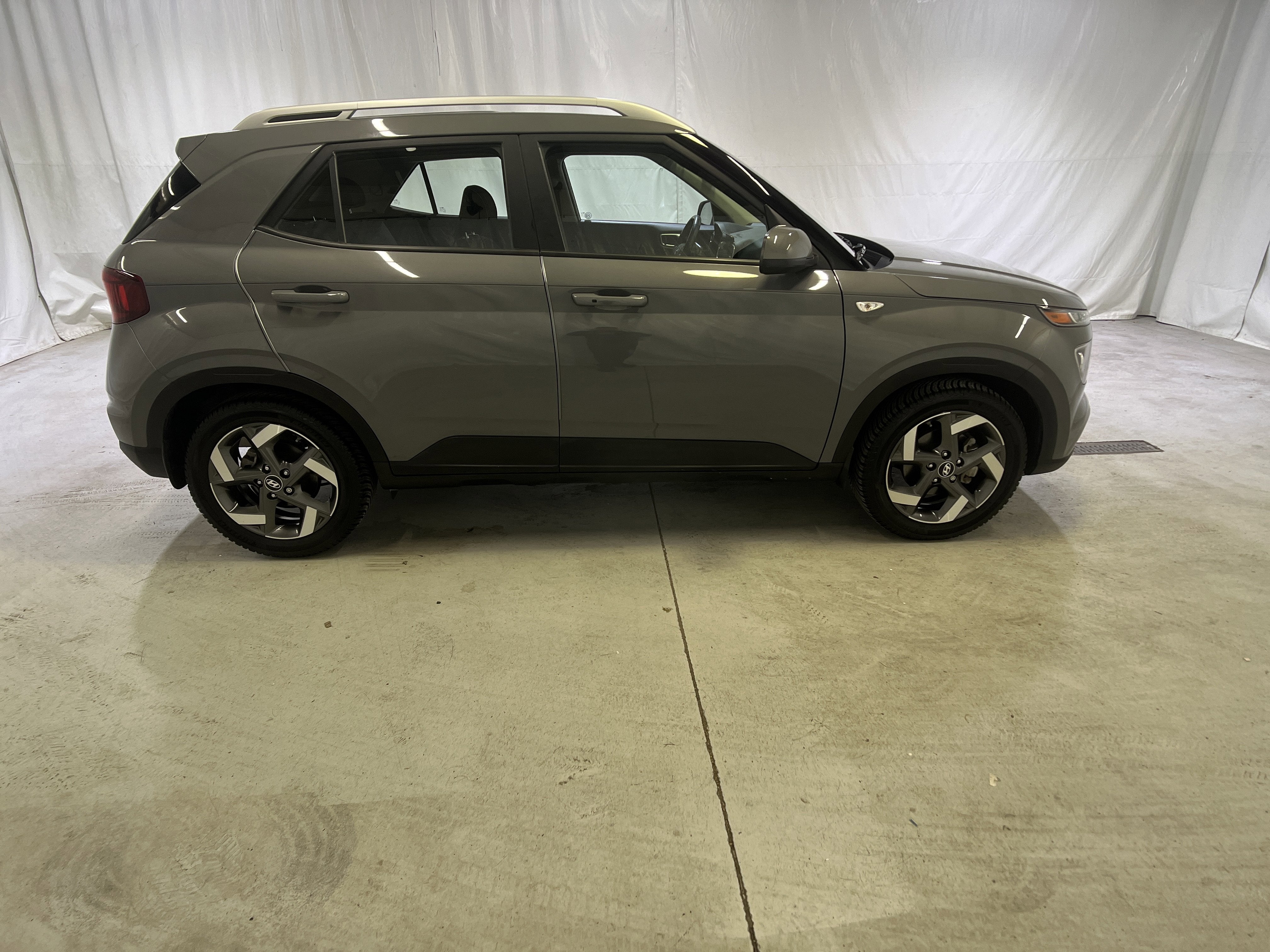 2021 Hyundai Venue SEL
