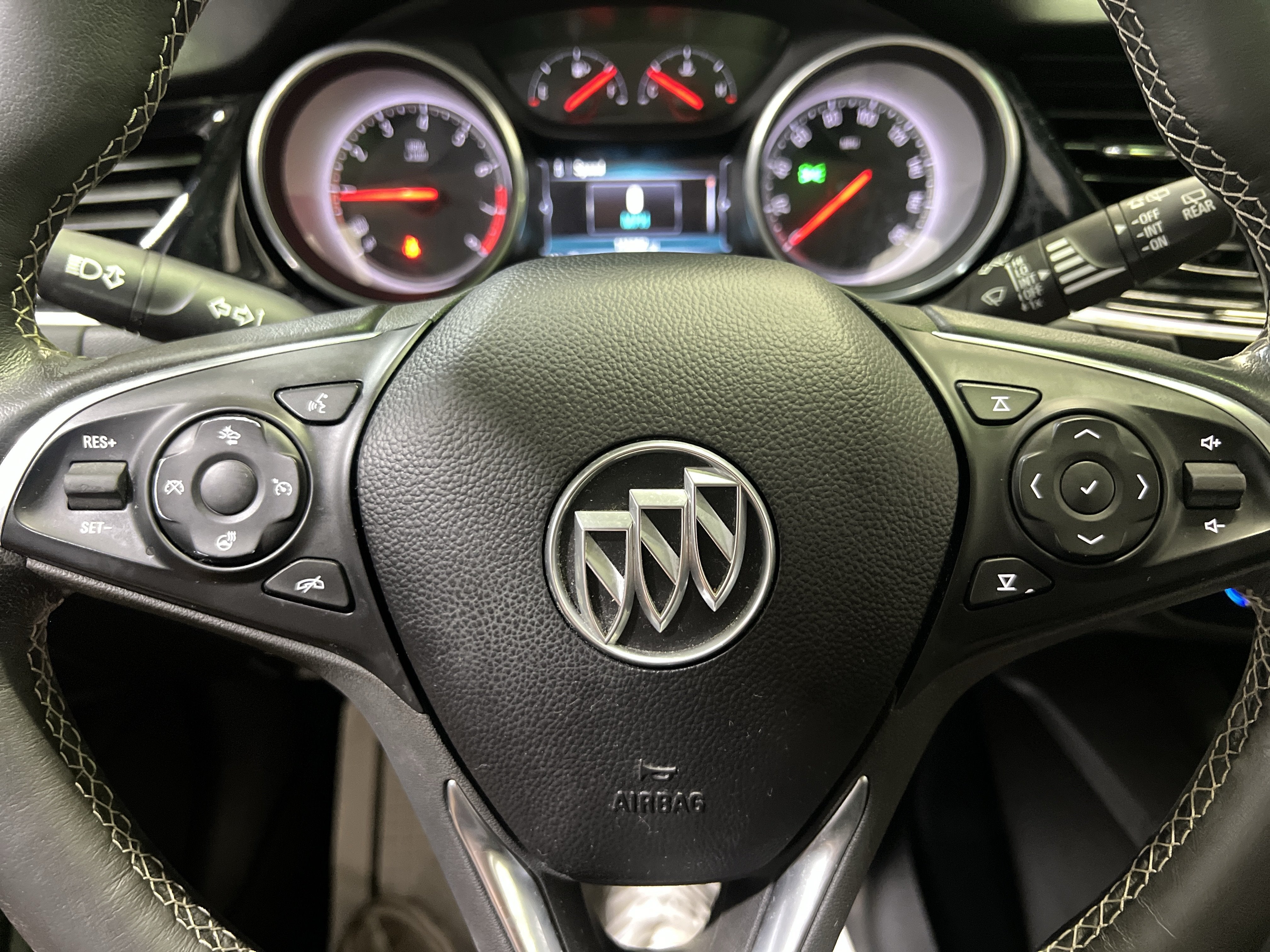 2018 Buick Regal TourX Essence